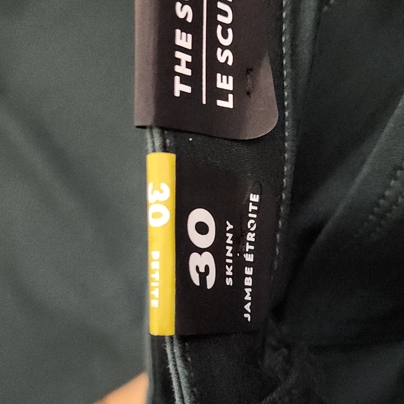 R Jeans Midrise Petite skinny pants size 30 - Picture 7 of 10